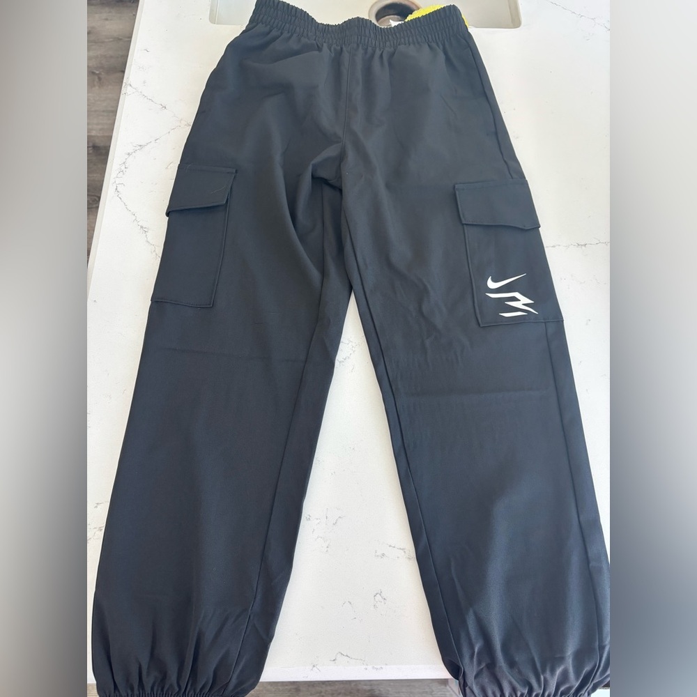 Nike 3BRAND by Russell Wilson boys Cargo Joggers. Small 8-10 NEW